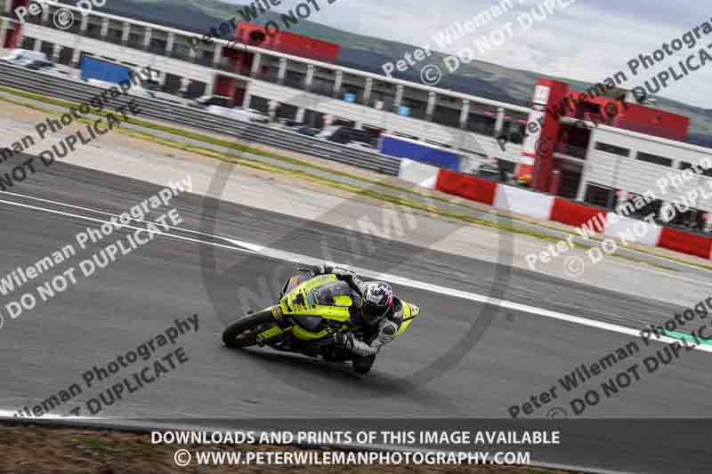 cadwell no limits trackday;cadwell park;cadwell park photographs;cadwell trackday photographs;enduro digital images;event digital images;eventdigitalimages;navarra;no limits trackdays;peter wileman photography;racing digital images;trackday digital images;trackday photos